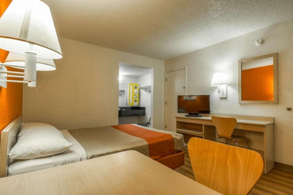 Motel 6 Los Angeles -Norwalk Image 11